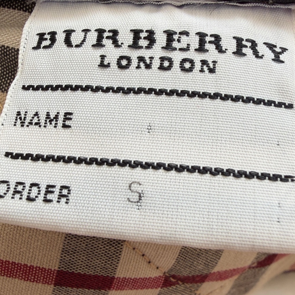 Burberry Quilted A-Line Skirt in Navy Blue - Picture 11 of 11